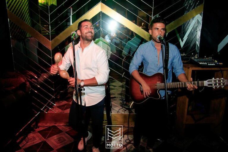 Música en directo para tomar copas en Sevilla