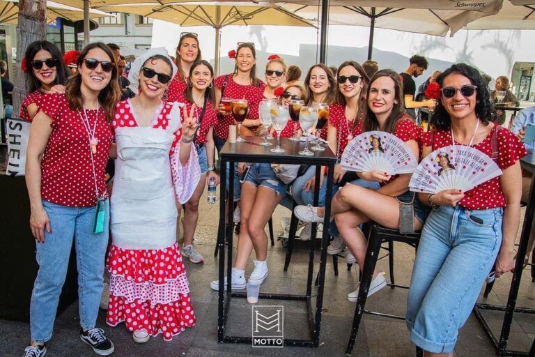 Bar de copas para despedidas de soltera en Sevilla
